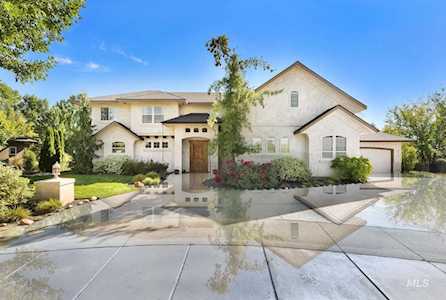 312 W CRYSTAL BROOK Eagle, ID 83616