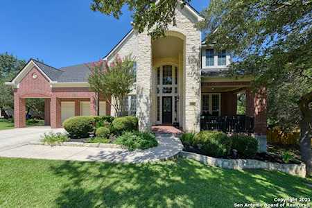 8715 Timberland Trail Boerne, TX 78015