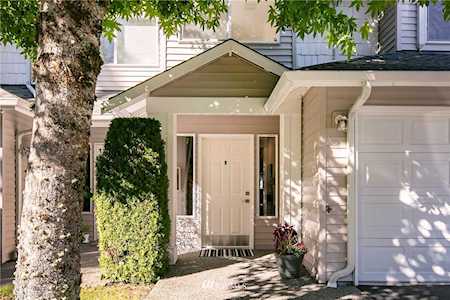 7712 196th St SW #B Edmonds, WA 98026