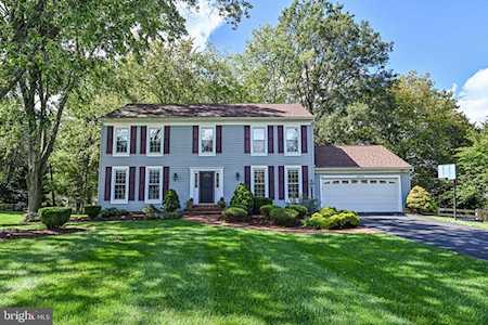 12632 Heritage Farm Ln Herndon, VA 20171