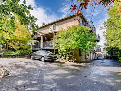 3709 SE 33rd Ave Portland, OR 97202