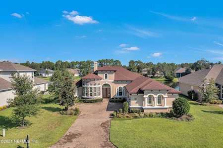 819 Dorchester Dr St Johns, FL 32259