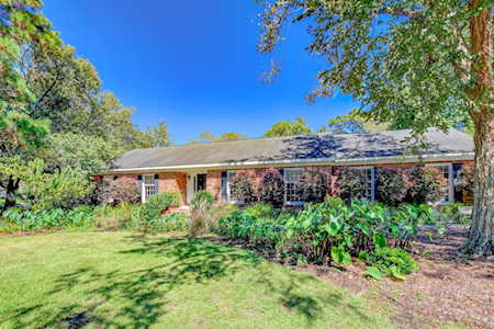 955 Law Ln Mount Pleasant, SC 29464