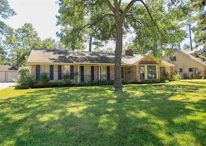 13827 Queensbury Ln Houston, TX 77079