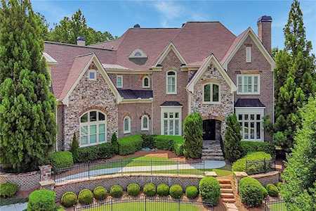 828 Louth Ct Suwanee, GA 30024