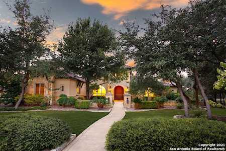 15 Montivillers San Antonio, TX 78257
