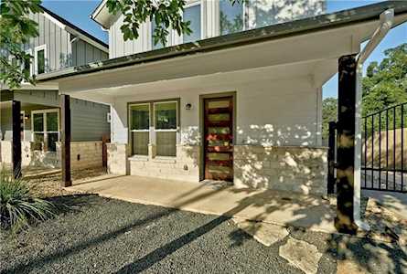 1206 Deloney ST #B Austin, TX 78721