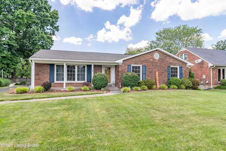 210 Gatehouse Ln Louisville, KY 40243
