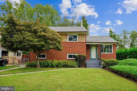 420 Saint Margarets Dr Capitol Heights, MD 20743