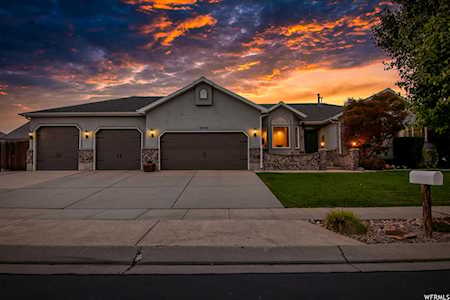 9692 Morywood Ln South Jordan, UT 84095
