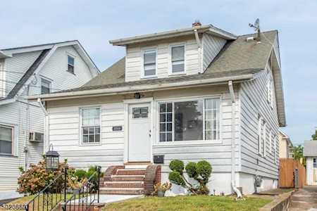 186 E 6Th St Clifton City, NJ 07011