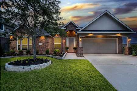 18002 Fossilwood Ln Cypress, TX 77429