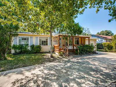 523 Greenwich Blvd San Antonio, TX 78209