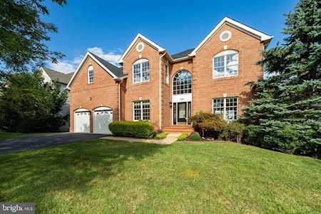 19956 Hazeltine Place Ashburn, VA 20147
