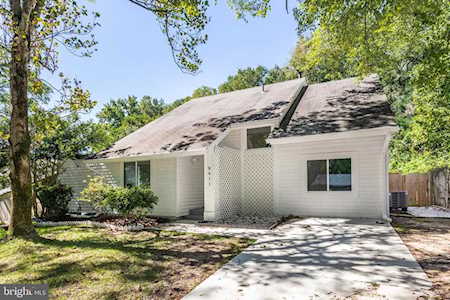 8611 Monmouth Dr Upper Marlboro, MD 20772