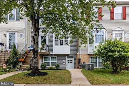1163 Simsbury Ct Crofton, MD 21114