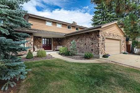 Broadmoor Estates Homes For Sale In Sherwood Park Edmonton Liv Real Estate Listings