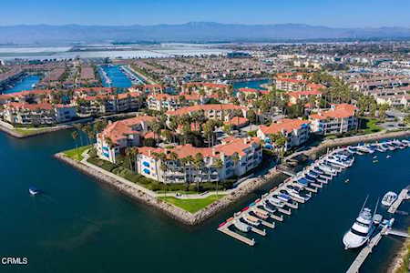 1743 Pearl Way Way Oxnard, CA 93035