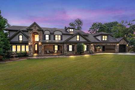 570 Creekwood Drive Marietta, GA 30068