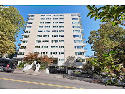 2211 SW Park Pl #504 Portland, OR 97205