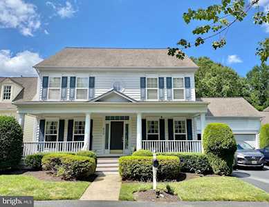 630 Lake Varuna Dr Gaithersburg, MD 20878