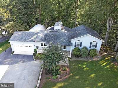 1845 Stinnett Rd Huntingtown, MD 20639