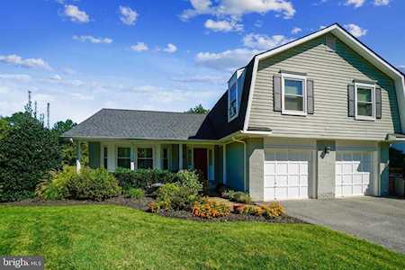 1737 Glastonberry Rd Potomac, MD 20854