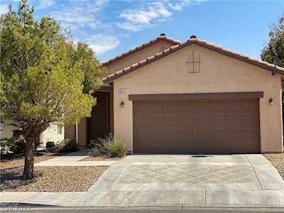 9514 Crown Pines Ct Las Vegas, NV 89123