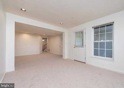 1406 Pangbourne Way Hanover, MD 21076
