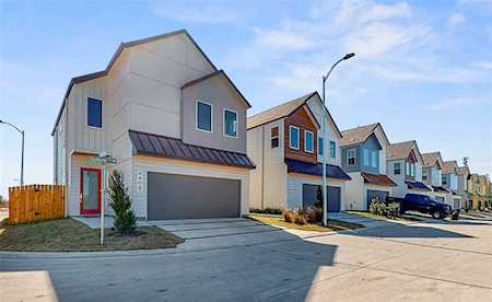4420 Bora Bora Lane Houston, TX 77045