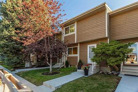 14736 Deerfield Dr SE #28 Calgary, AB T2J 5Y1