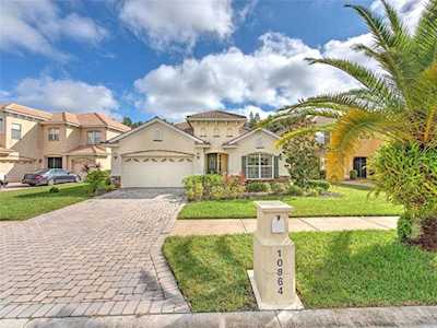 10864 Cory Lake Dr Tampa, FL 33647