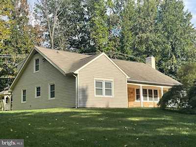 12116 Long Ridge Ln Bowie, MD 20715