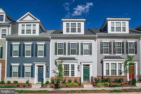 379 Buckeye Circle La Plata, MD 20646