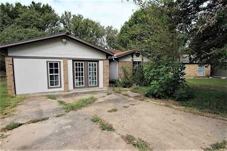 7814 Paces Mill LN Austin, TX 78744