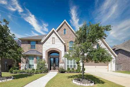 6711 Nicholas Trl Sugar Land, TX 77479