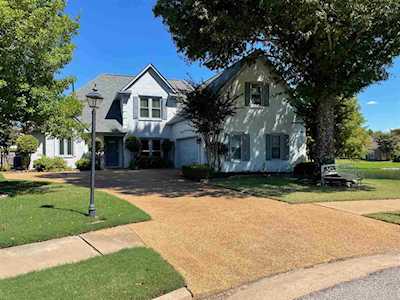 145 N Mccall Cv Collierville, TN 38017