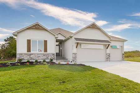 4712 SE Lyne St Blue Springs, MO 64014