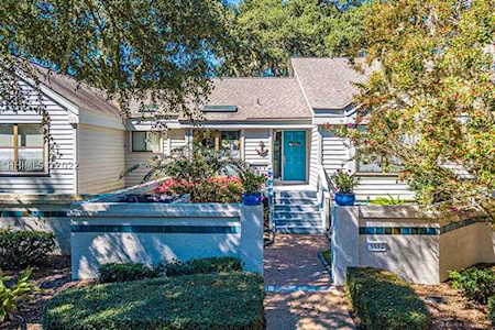 29 Lake Forest Dr Hilton Head Island, SC 29928