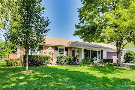 808 W Lynnwood Ave Arlington Heights, IL 60004
