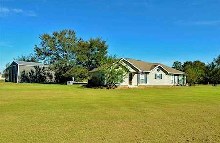 14235 Tierra Grande Dr Needville, TX 77461