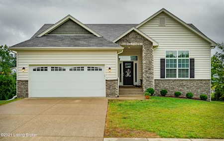 122 Coldharbor Ct Mt Washington, KY 40047