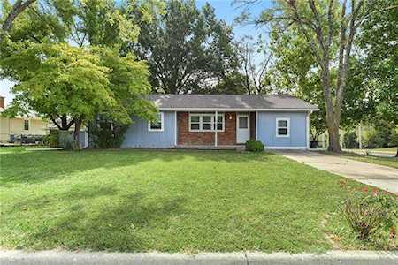 33865 Hillcrest St De Soto, KS 66018
