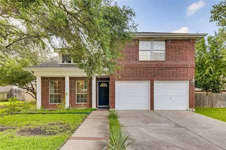 16704 Sabertooth DR Round Rock, TX 78681