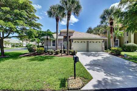 629 W Clearbrook Circle Delray Beach, FL 33445