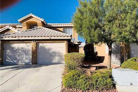 8064 Cimarron Ridge Dr #101 Las Vegas, NV 89128
