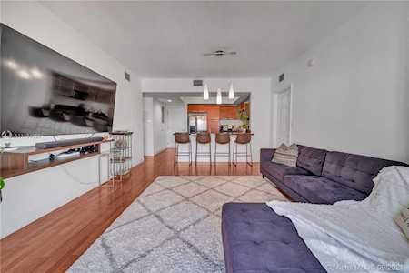 2030 S Douglas Rd #806 Coral Gables, FL 33134