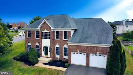 22726 Oatlands Grove Place Ashburn, VA 20148