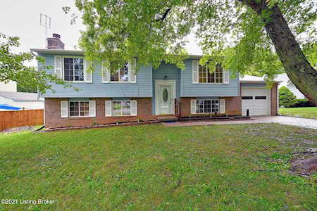 4521 Shenandoah Dr Louisville, KY 40241
