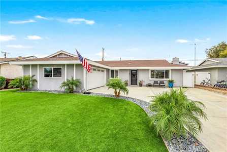 5361 Santa Monica Ave Garden Grove, CA 92845